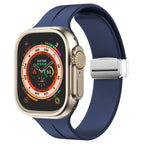 Cinturino in silicone Luma con chiusura magnetica per Apple Watch