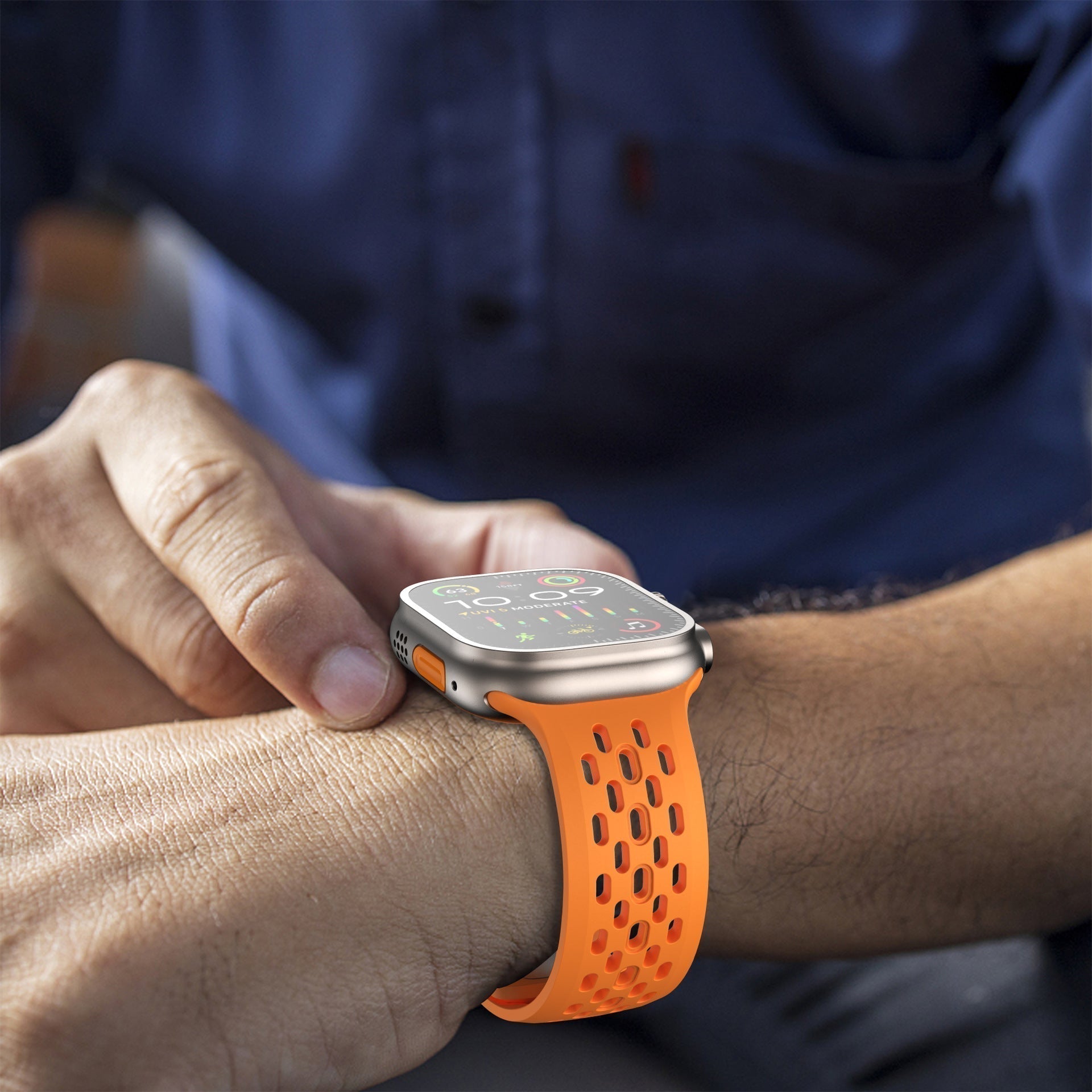 Prodyšný řemínek AeroFlex pro Apple Watch z FKM gumy