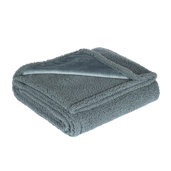 שטיח עמיד למים CozyGuard לניקוי קל בסלונים
