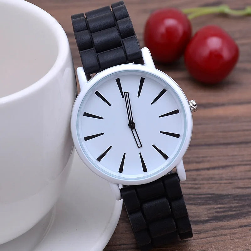 Relógio de Pulso Minimalista KairoHue com Quartzo e Correia de Silicone