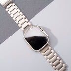 Gravitiq Grade 2 Titanium Watch Band For Apple Watch Refined Look