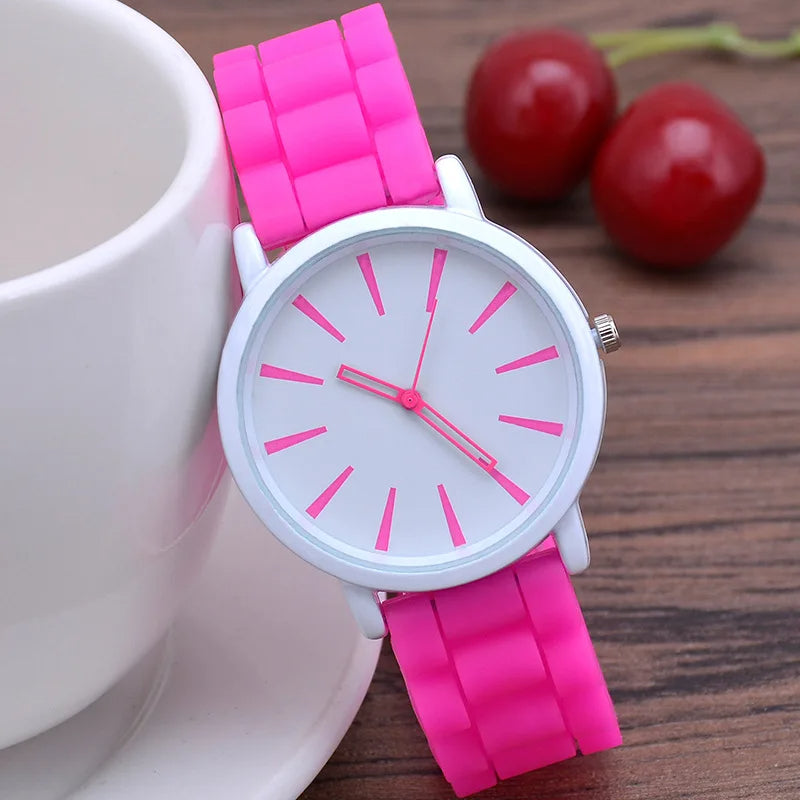 Relógio de Pulso Minimalista KairoHue com Quartzo e Correia de Silicone