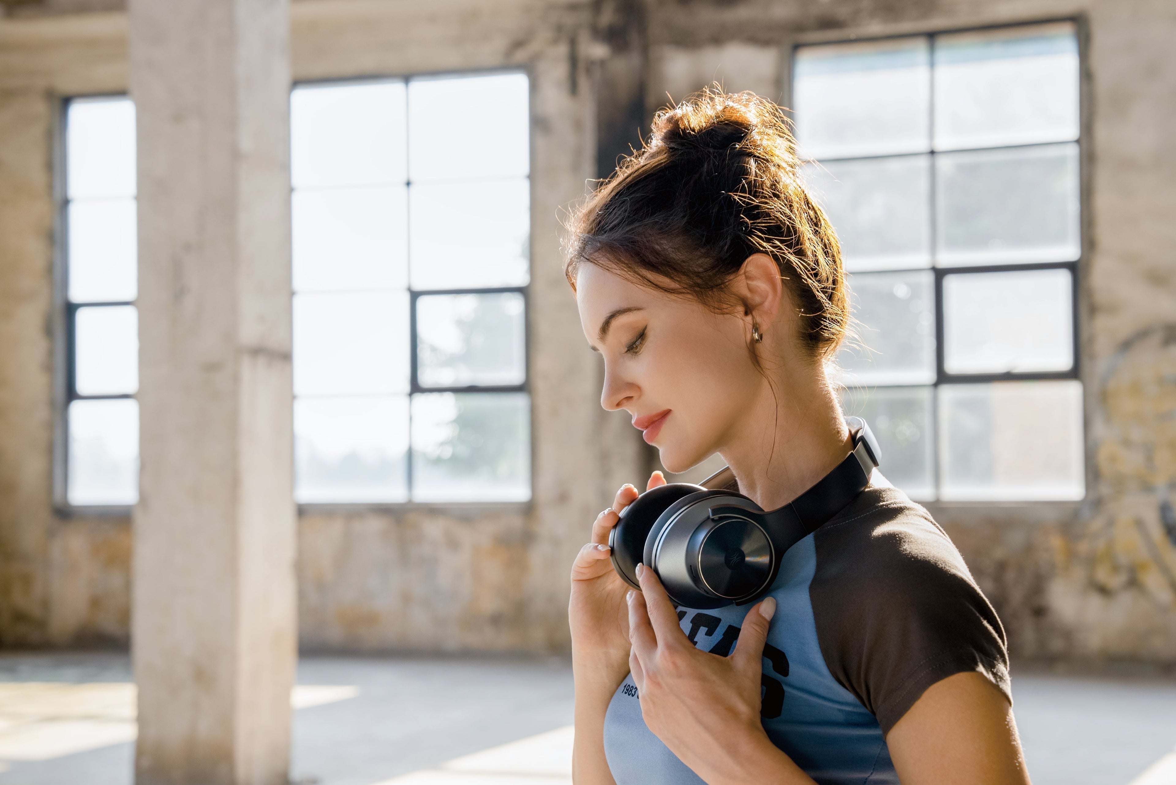 Kirrea Kablosuz Kulak Üstü Kulaklıklar, ANC ve Bluetooth 5.0 Mikrofonlu