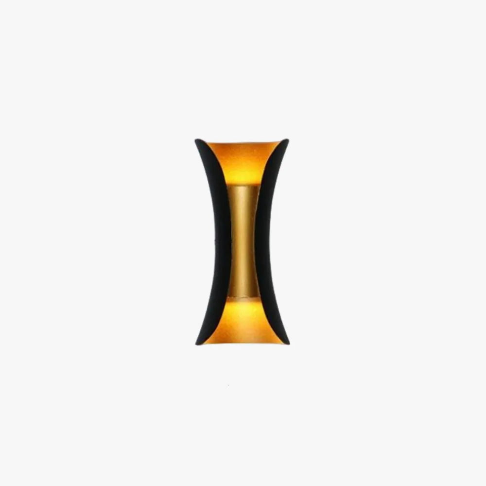 גוף תאורה קיר חיצוני Arcora Curve עם LED IP65 מחובר לחשמל