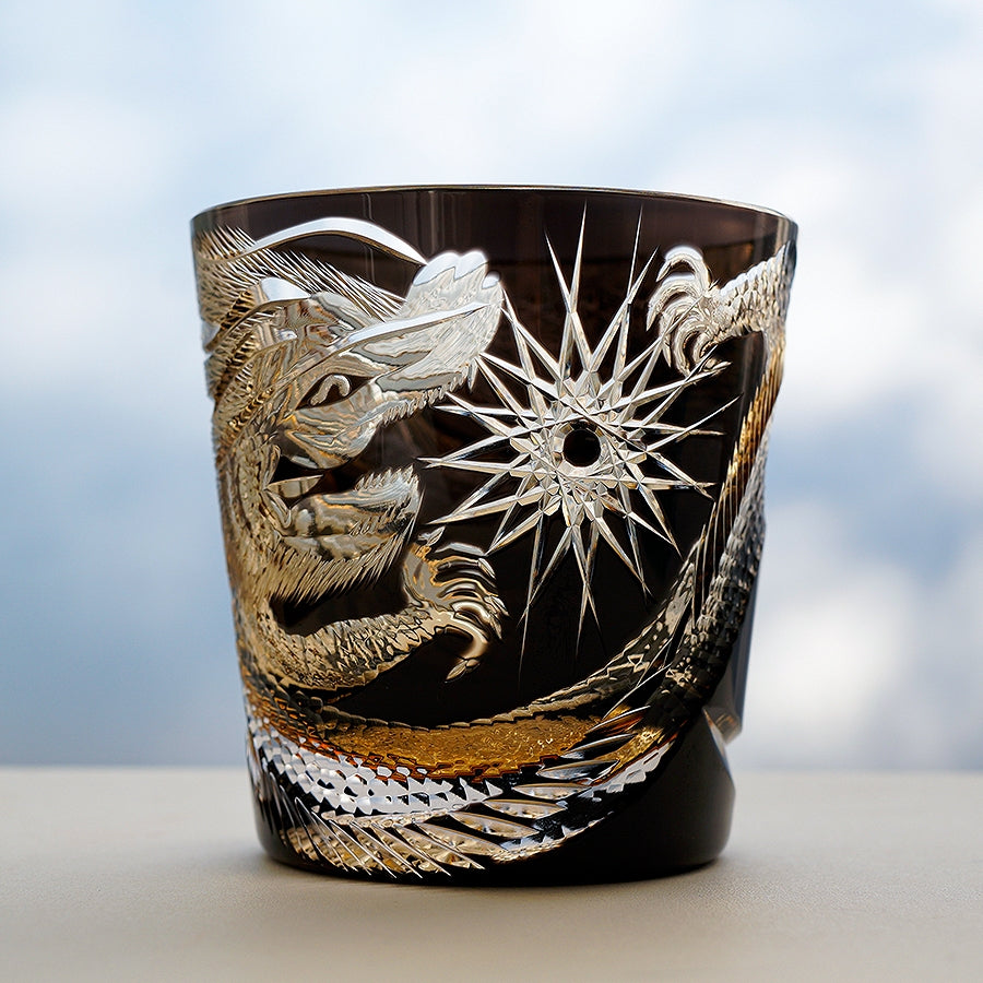 Takumi Soaring Dragon Szklanka do whisky, ręcznie wykonana, w drewnianym pudełku