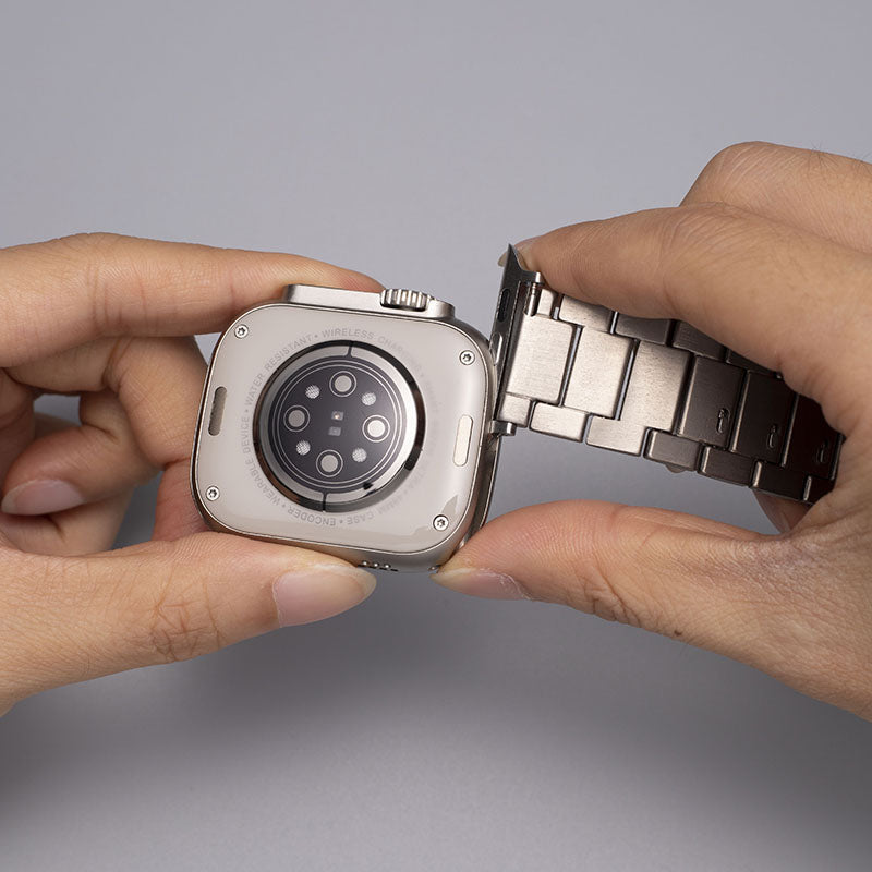 Gravitiq Grade 2 Titanium Watch Band For Apple Watch Refined Look