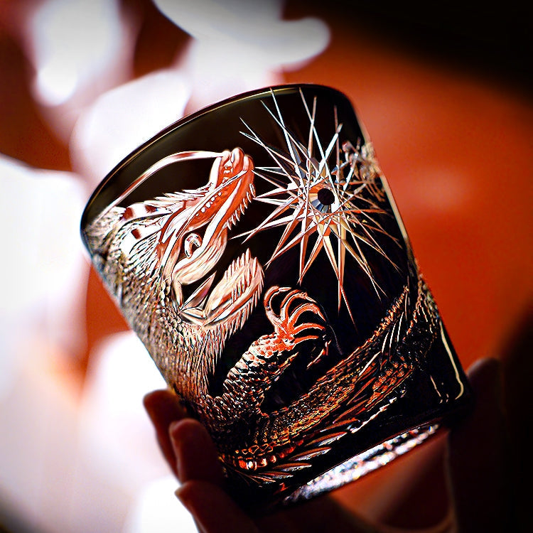 Takumi Soaring Dragon Szklanka do whisky, ręcznie wykonana, w drewnianym pudełku