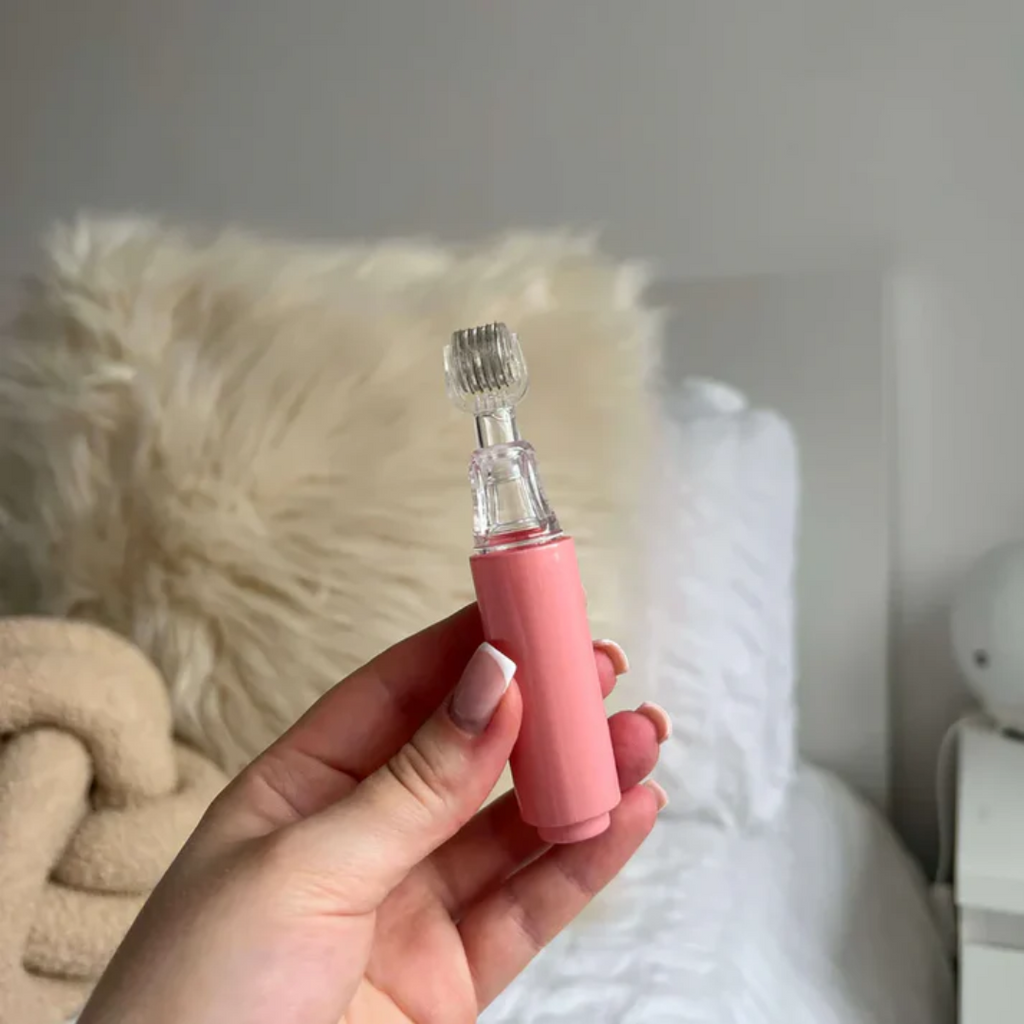 Set Mikro-Pendebukan Bibir Profesional Dermaplump dan Kolagen