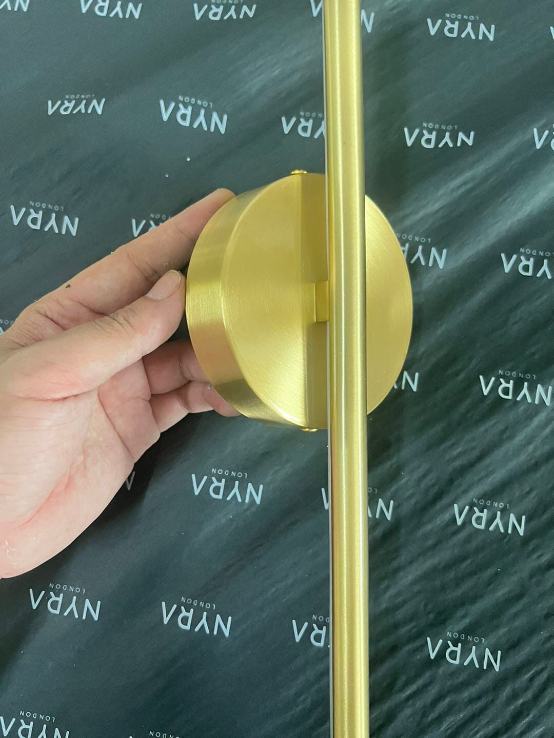Lampu Dinding LED Tiub Berlapis Emas untuk Ruang Dalaman Moden