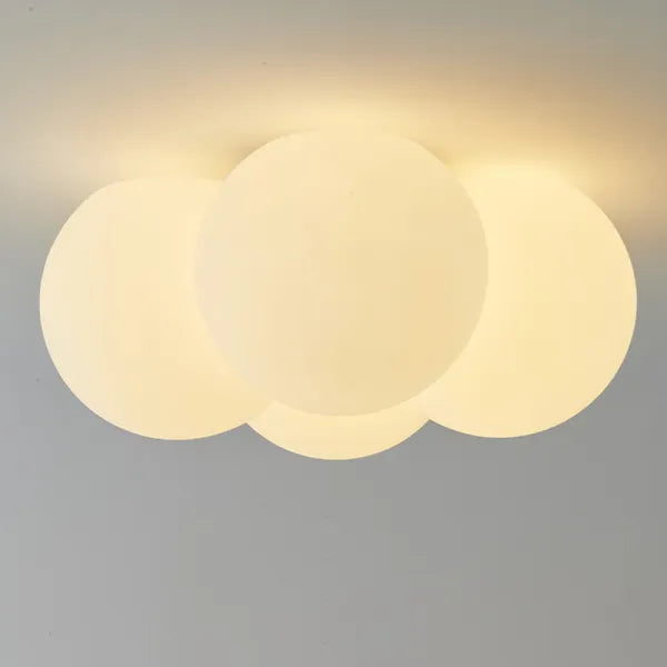 Lumenora Halo 现代吸顶灯营造宁静氛围