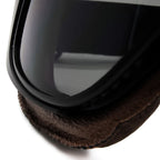 Gafas plegables RetroGuard Gear para motociclistas en movimiento