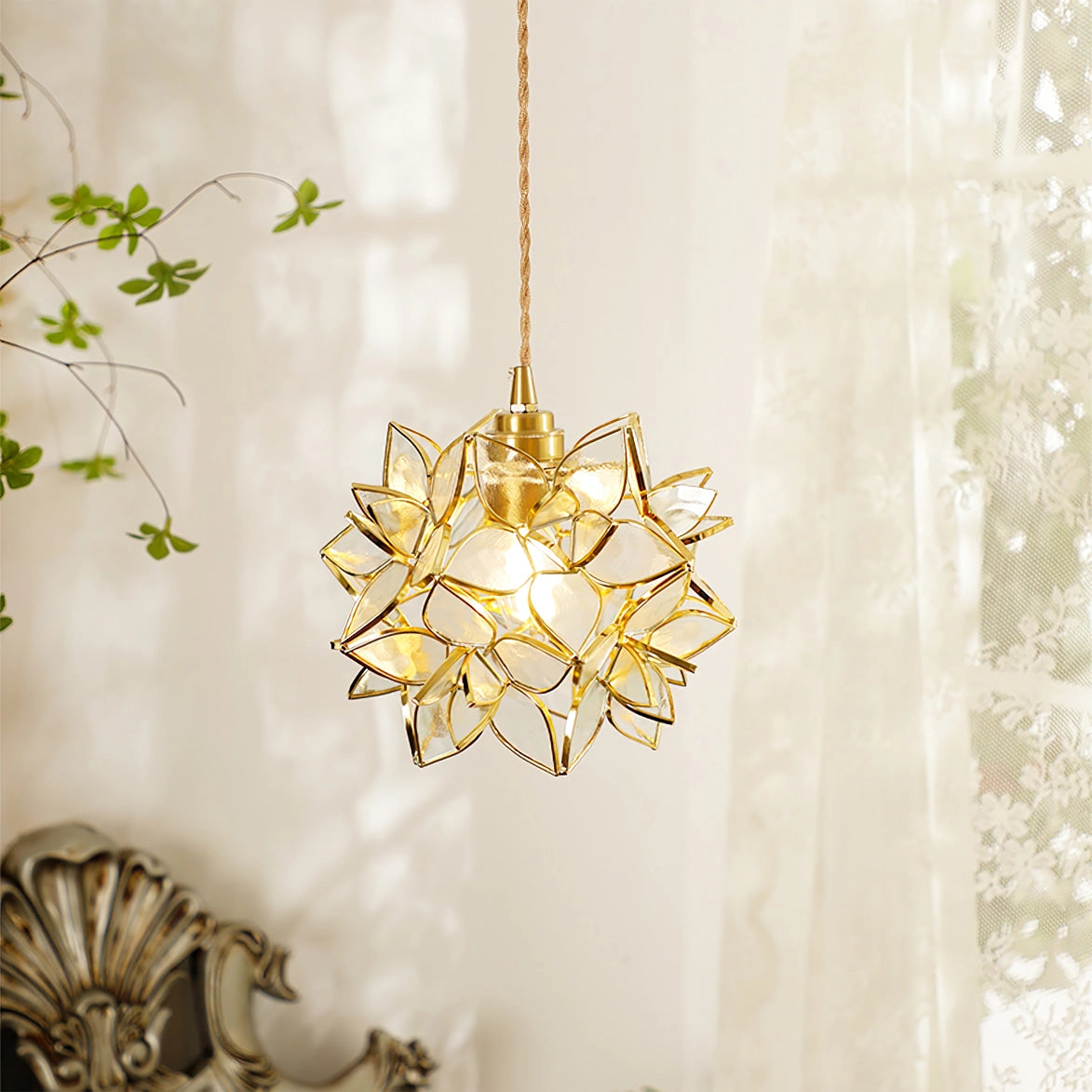 AuroraCapiz Natural Capiz Pendant Light With Handcrafted Finish