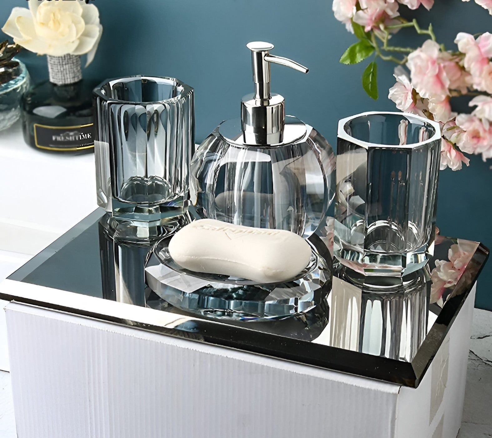 LustreEdge Nordic Badrumstillbehör Kristallglas Kollektion