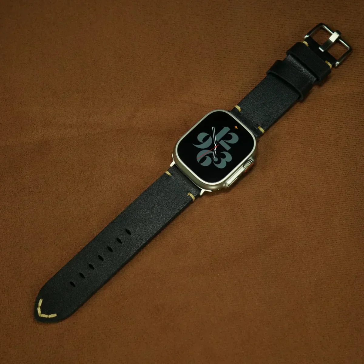 Cinturino in pelle Marlo per Apple Watch in stile classico senza tempo