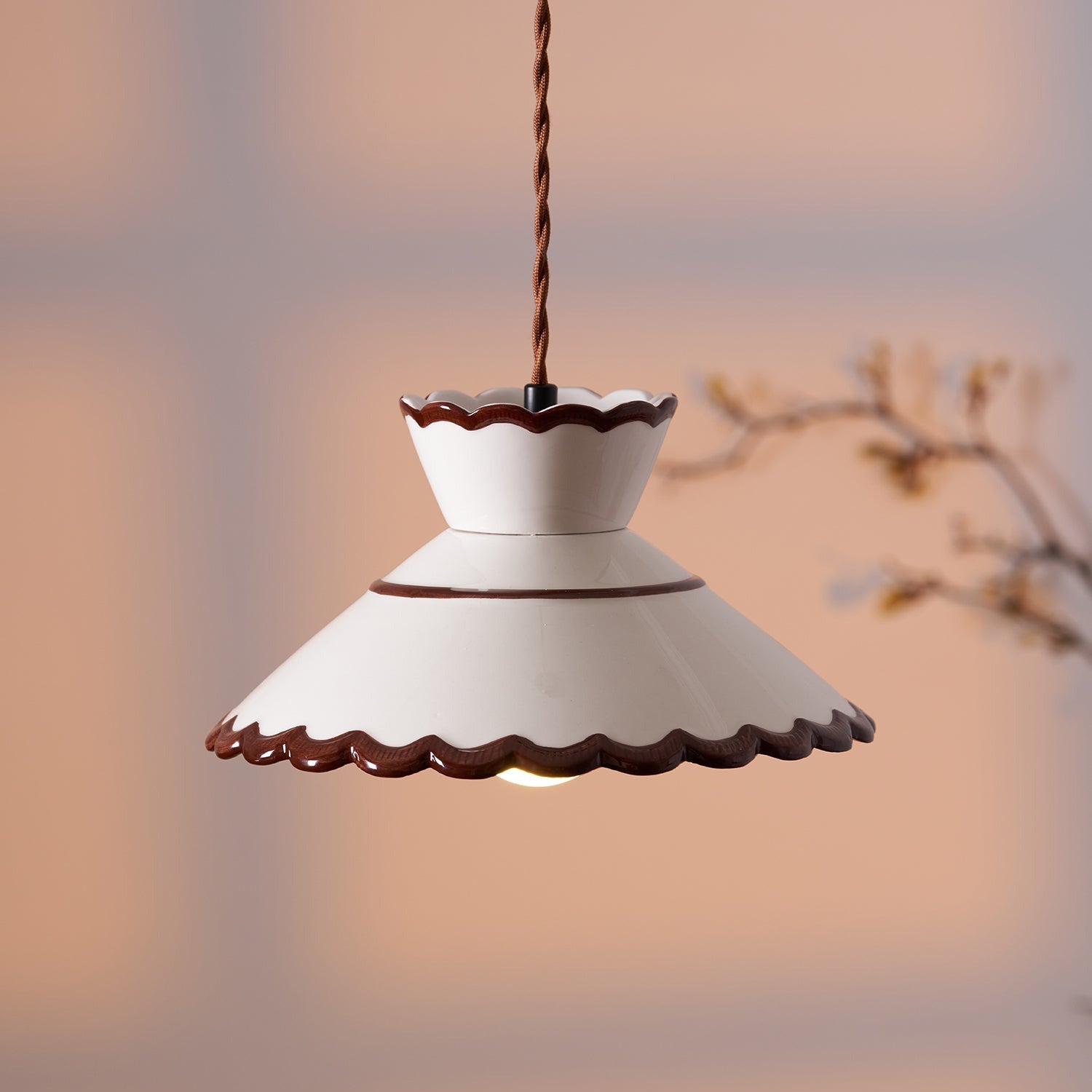 Lampa wisząca Aurelia ceramiczna z vintage'owym urokiem do kuchni i kawiarni