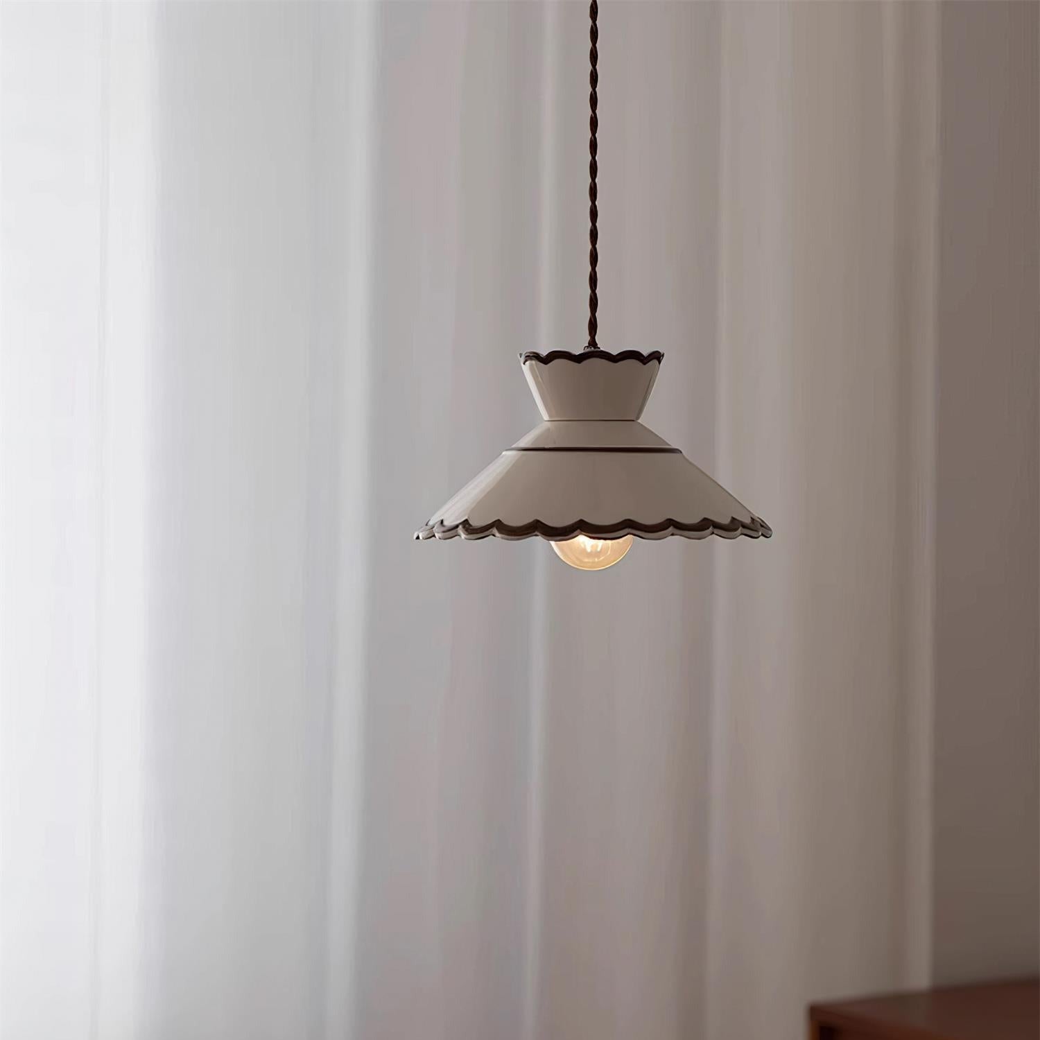 Lampa wisząca Aurelia ceramiczna z vintage'owym urokiem do kuchni i kawiarni