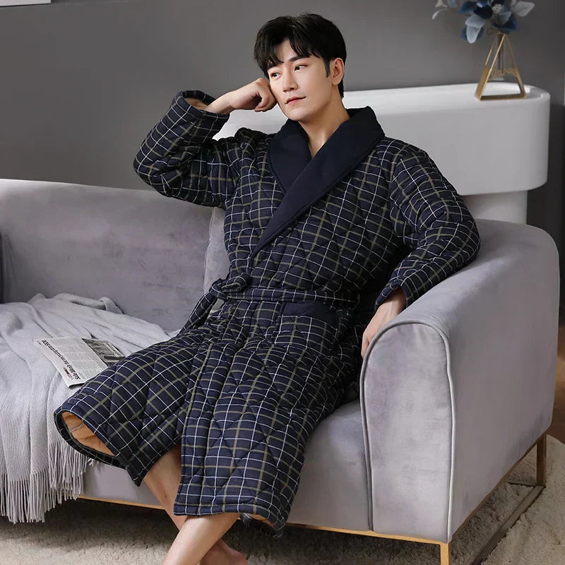 Robe de Banho Acolchoado CozyLayer para Conforto e Calor no Inverno