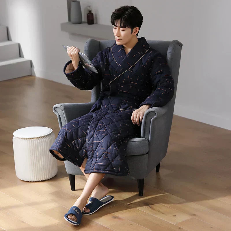 Robe de Banho Acolchoado CozyLayer para Conforto e Calor no Inverno