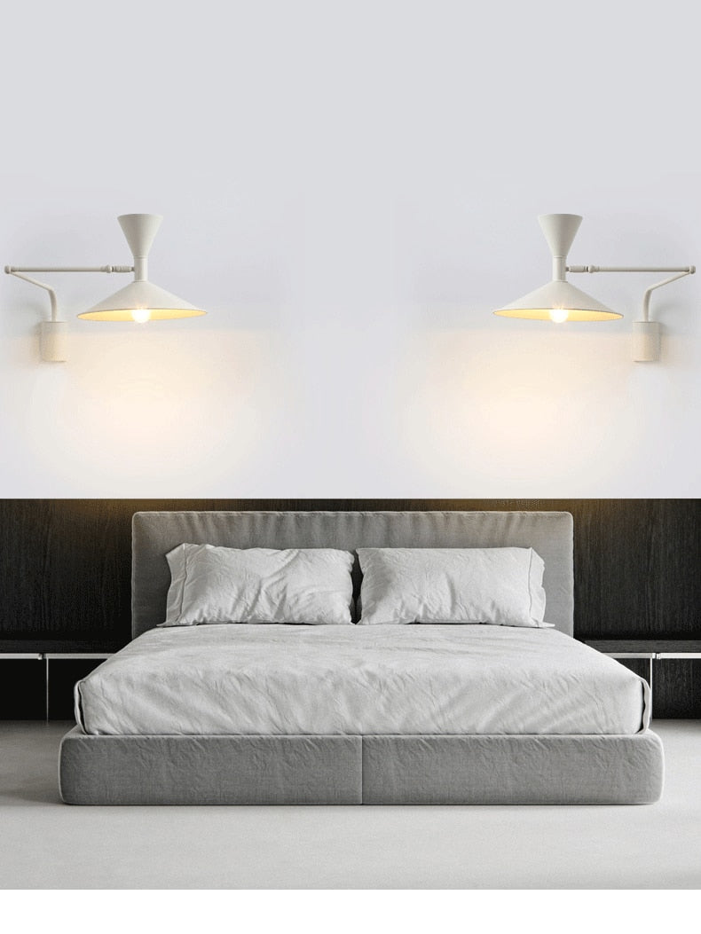 Lámpara de Pared Moderna NovaSwing con Brazo Oscilante y Enchufe para Decoración de Dormitorio