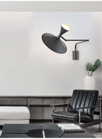 Lámpara de Pared Moderna NovaSwing con Brazo Oscilante y Enchufe para Decoración de Dormitorio