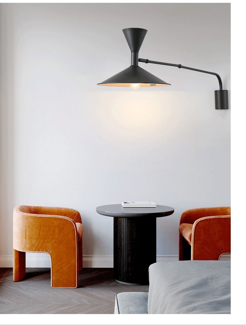 Lámpara de Pared Moderna NovaSwing con Brazo Oscilante y Enchufe para Decoración de Dormitorio