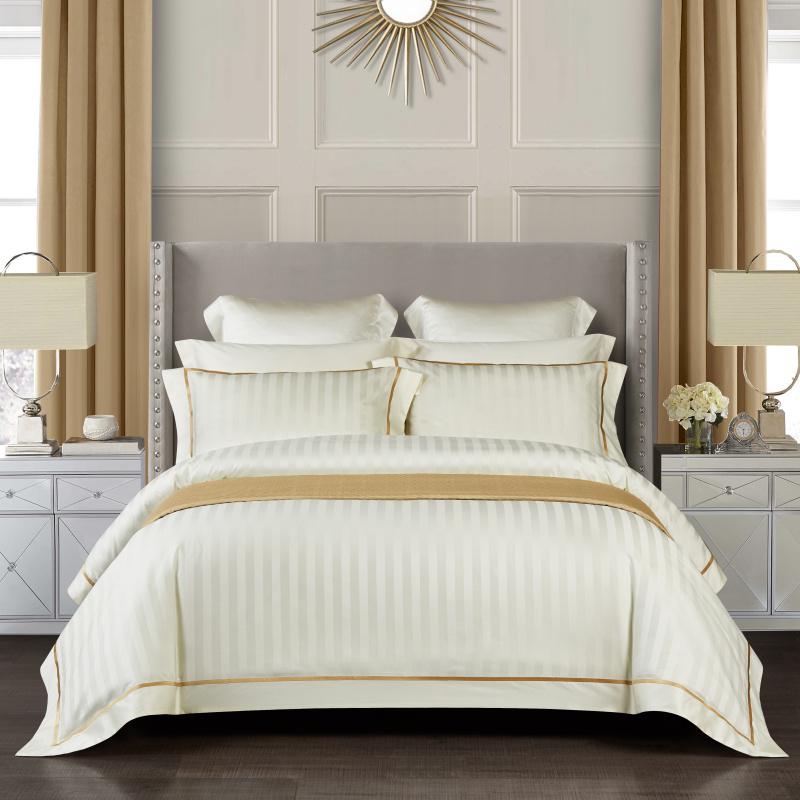 LyraSilk Bedding Set In Egyptian Cotton With Silk Stripe Accents