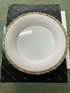 Marlow-kroonluchter met gouden afwerking en ronde kristaldetails