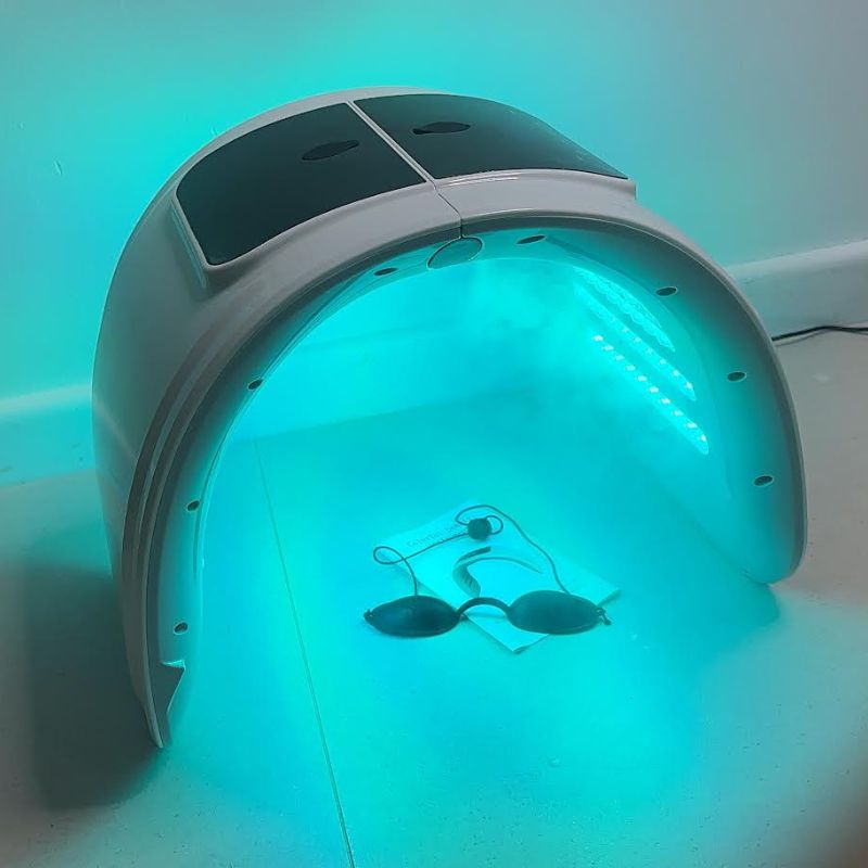Huidverzorgingsapparaat met zeven golflengten LED en lichttherapie