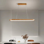 Lámpara colgante LED LumaWood con acabado en madera y sutiles detalles metálicos