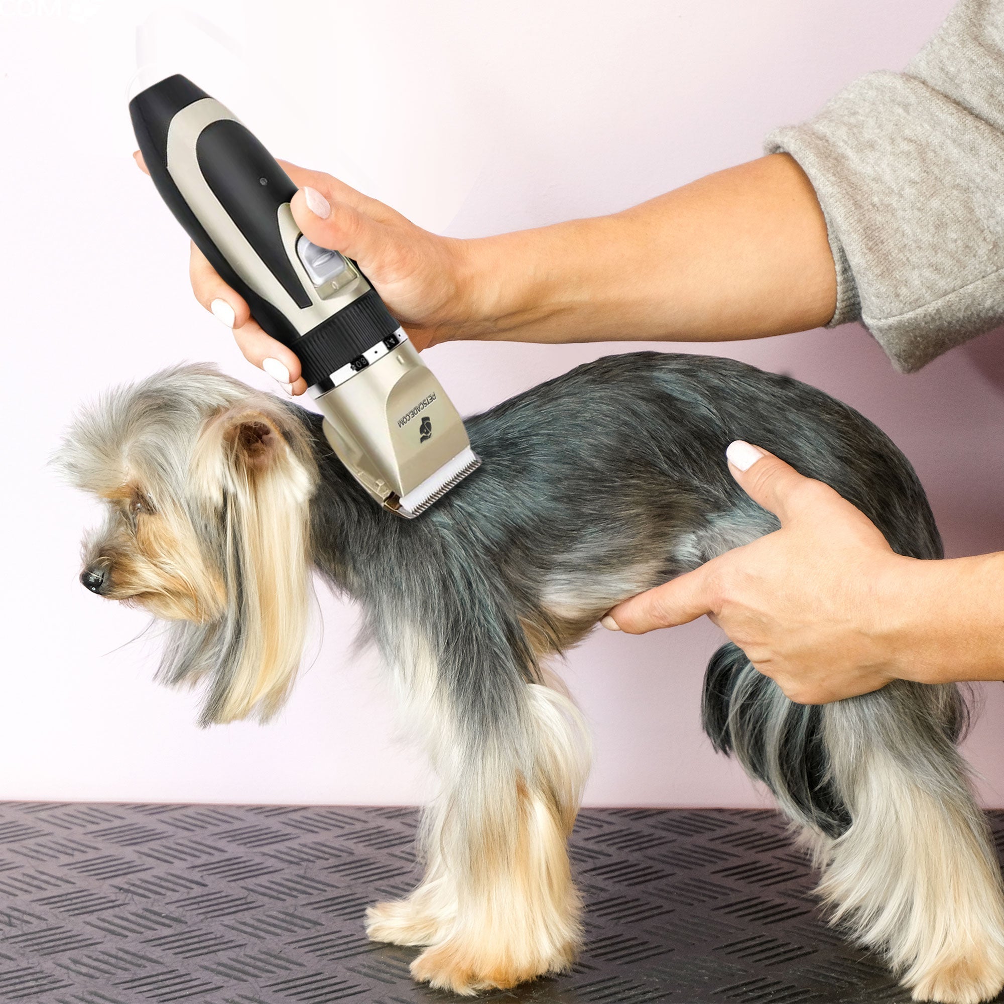 Furiva Quiet Home Grooming Kit For Furry Coat Care