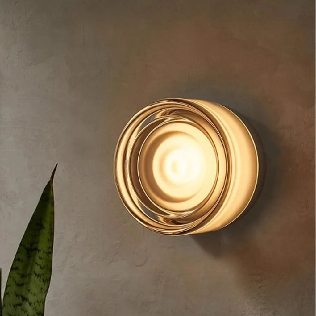 Lampu Dinding Kaca NovaLume oleh Lumenari Studio