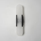 Nástěnná lampa Lunara Alabaster s jemným teplým světlem
