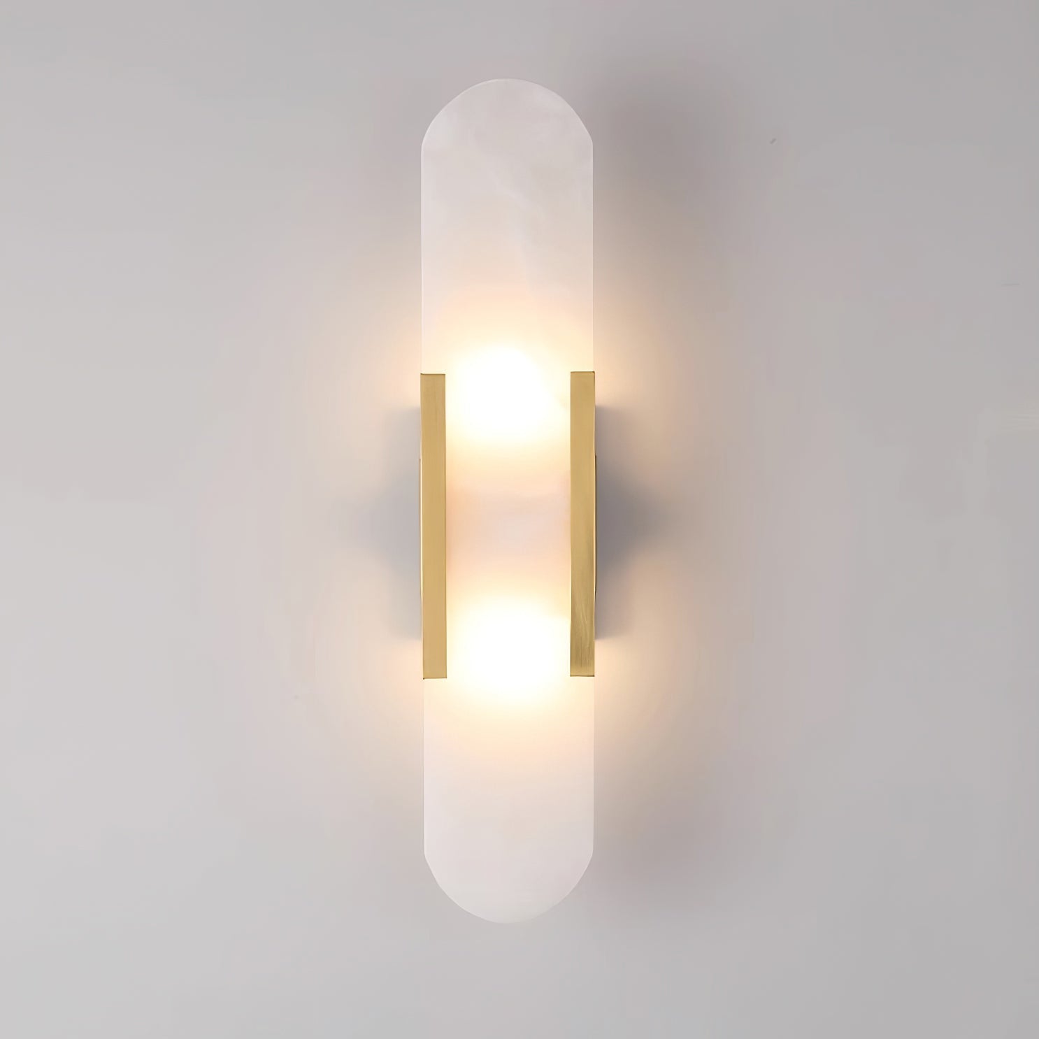 Nástěnná lampa Lunara Alabaster s jemným teplým světlem