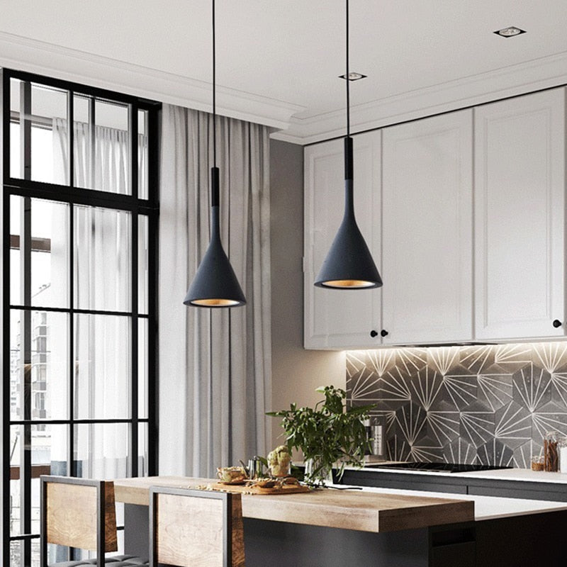 Lampada a sospensione moderna LumaNord per cucina in alluminio