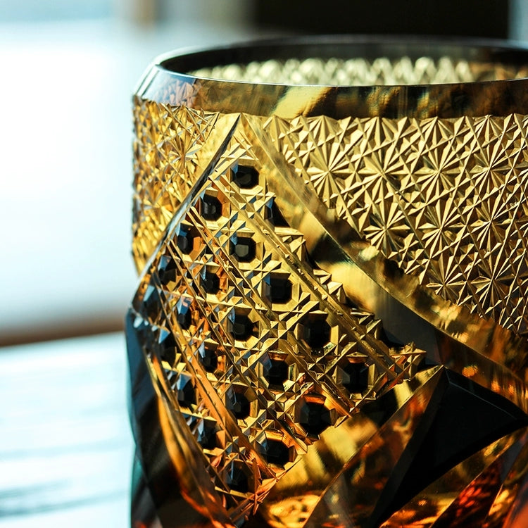 Kirei Whisky Glass By Dark Knight In A Premium Wooden Box
