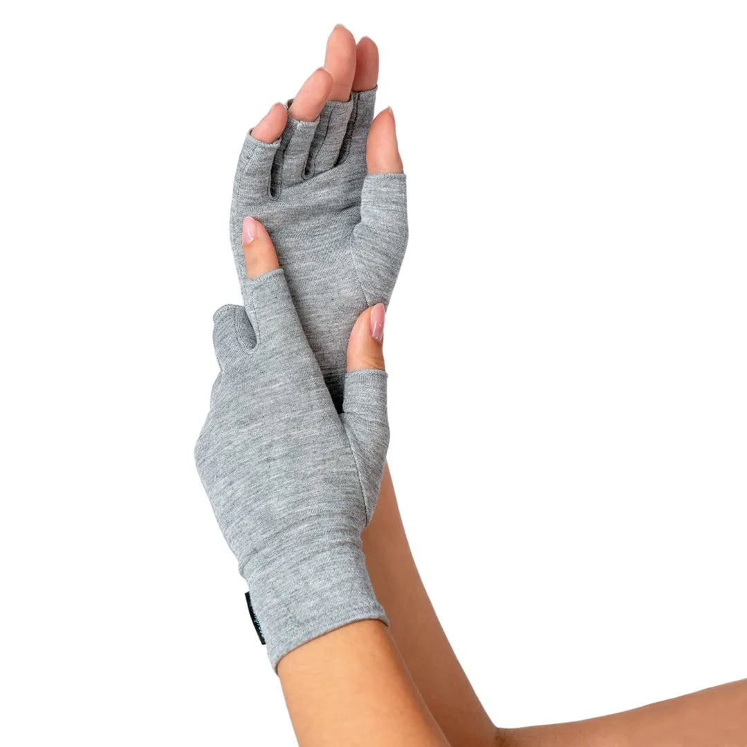 Breathable Compression Gloves for Hand Comfort and Daily Support