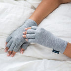 Breathable Compression Gloves for Hand Comfort and Daily Support