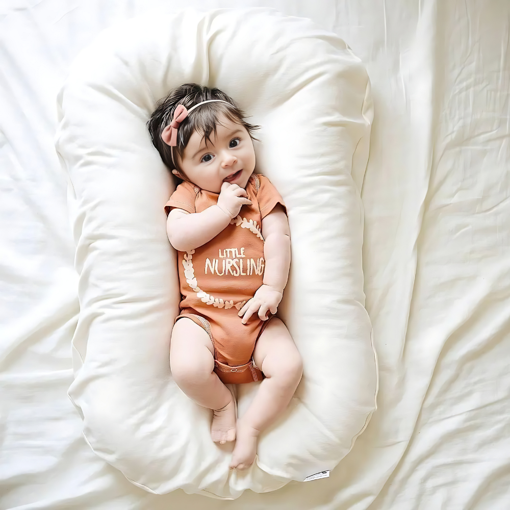 Bantal Bayi LuminaNest Untuk Penjajaran Kepala dan Leher