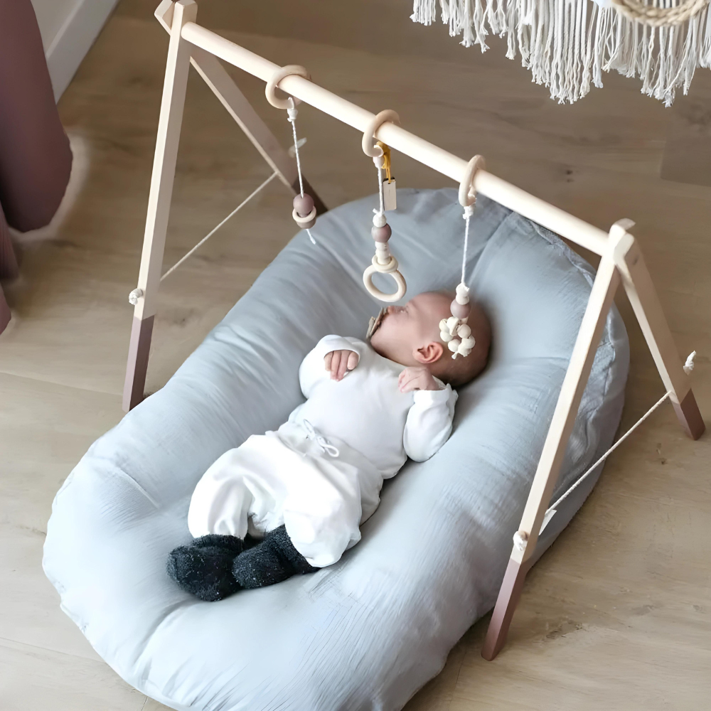 Bantal Bayi LuminaNest Untuk Penjajaran Kepala dan Leher
