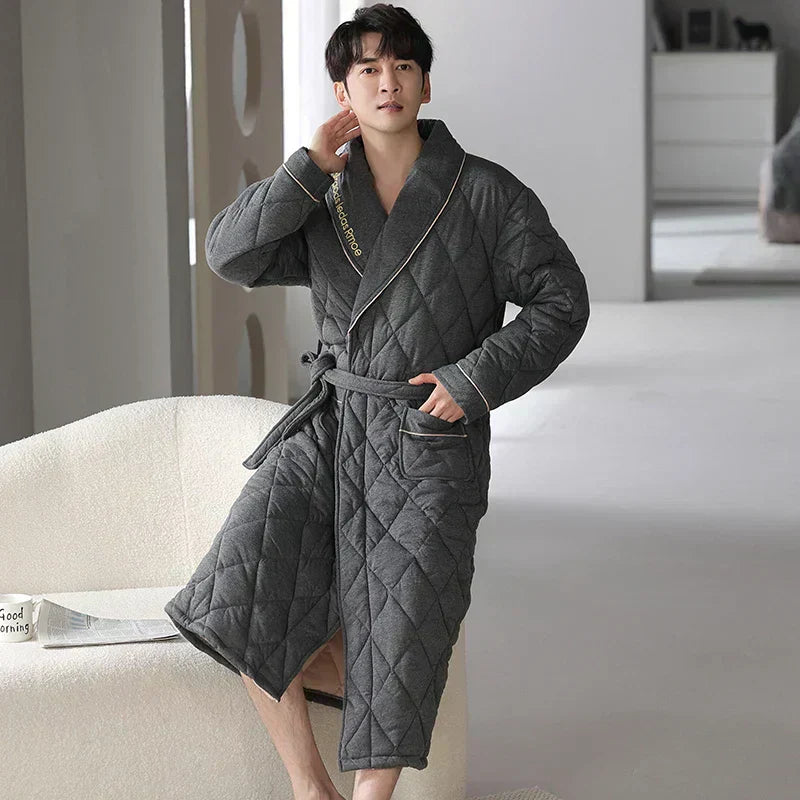 Robe de Banho Acolchoado CozyLayer para Conforto e Calor no Inverno
