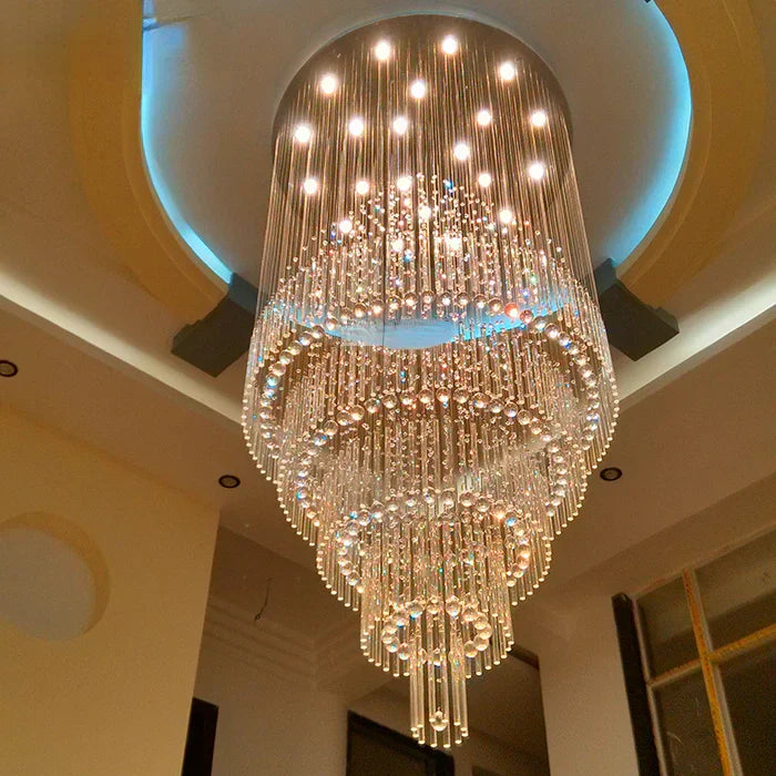 Lampadario Calara con dettagli a goccia di cristallo in acciaio inox