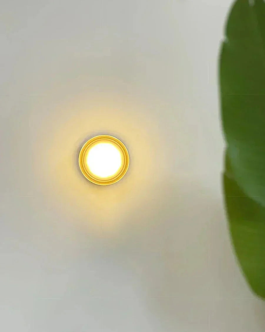 Lampu Dinding Kaca NovaLume oleh Lumenari Studio