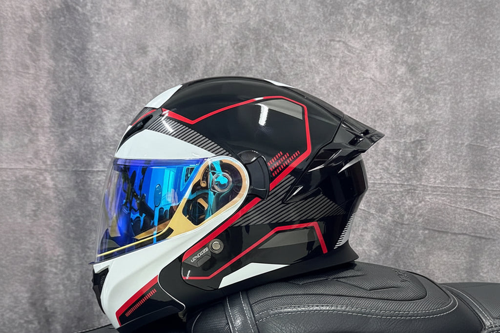 Casque de moto intégral rabattable avec double lentille et aileron arrière aérodynamique, certifié DOT