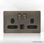 Antieke bronzen metalen wandcontactdoos met USB-oplaadpoort