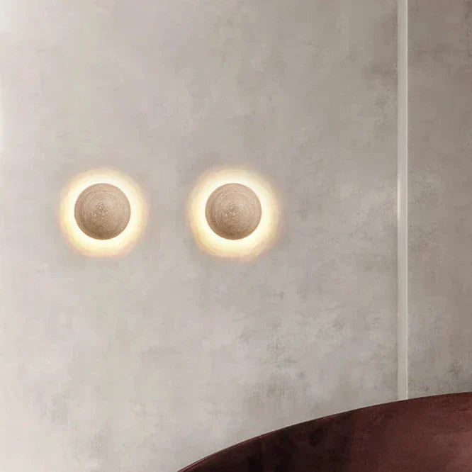 Asterra Wandleuchte in Creme-Finish für minimalistische Innenräume