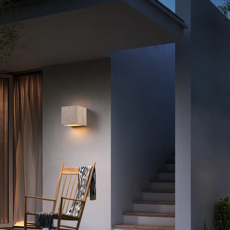 LumaStone Verlichting Travertijn LED Wandlamp Geperforeerd Ontwerp