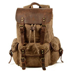 Zaino da viaggio Ridgeway con dettagli in pelle e tela resistente