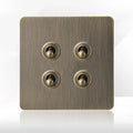 Antieke bronzen metalen wandcontactdoos met USB-oplaadpoort