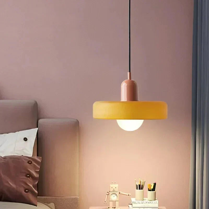 Závěsné LED svítidlo Elara s křišťálovým sklem, patice E27, 90 až 260 V