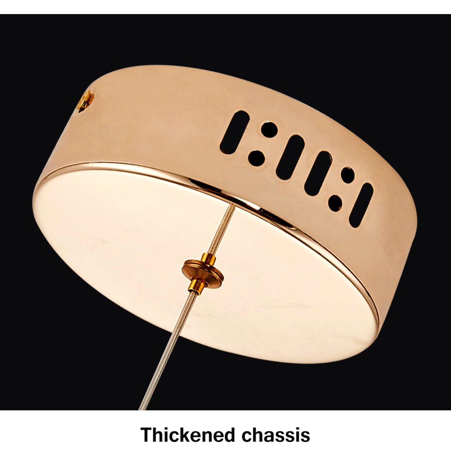 Aurelia Pendelleuchte mit LED-Kristall in Gold für Wohnbereiche